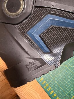 Dámské lyže 140, komplet - 8