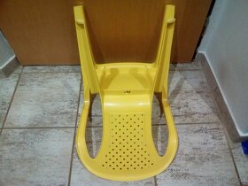 Plastová dětská židlička židle žlutá - 8