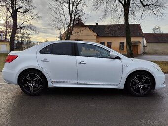 Suzuki Kizashi 2.4, 4x4, automat - 8