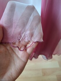 Růžovobílé plesové šaty - 8