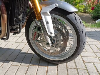 Triumph thruxton 1200 R - 8