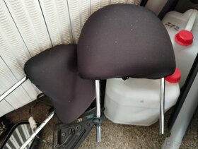 prodám náhradní díly z Nissan Primera P11 - 8