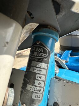 Jawa pionýr 50/05 patinový stav 1966 s SPZ a STK - 8