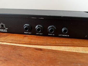 Prodám DOD 512 Reverb / Effects Processor - 8