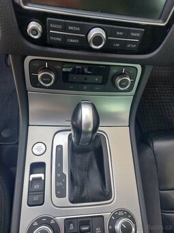 VW Touareg 3.0 TDi V6 R-line - 8