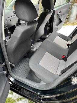 VW Polo 1.2 - 8