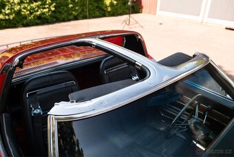 Chevrolet Corvette Stingray 1972 v pěkném stavu - 8