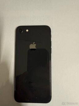 Apple Iphone 8 - 8