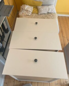 Postel Ikea Hemnes - 8