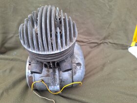 Motor čz 125T - karburátor Jikov 2916 - 8