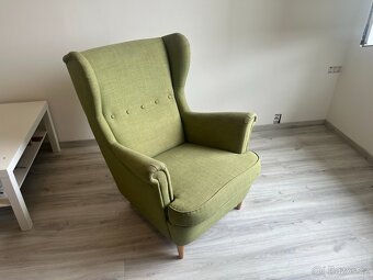 Křeslo ušák - Ikea Strandmon - zelené + béžové potahy - 8