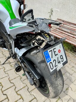 Kawasaki z 1000 - 8