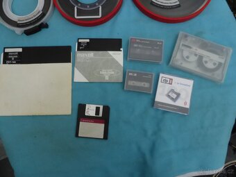 Datové pásky pro sálové PC, další magnetická média - 8