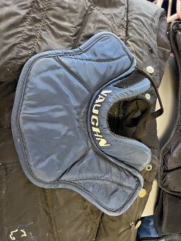 Brankářské vybavení - 8