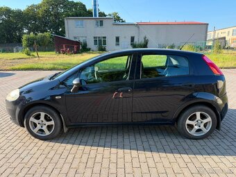 Fiat Grande Punto - 8