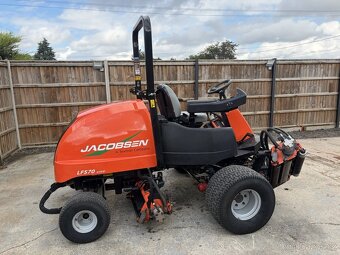 Jacobsen LF570 - 8