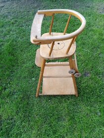 Stará dětská židlička - 8