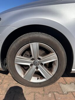 Volkswagen Golf VII 1.6TDI - 8