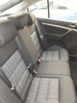 Škoda Octavie 2 facelift 2.0 TDI 103kw r.v.2011 - 8
