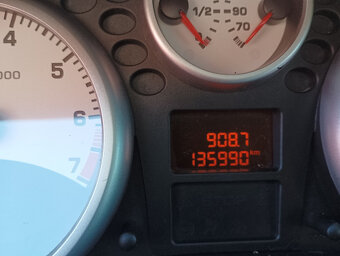 Peugeot 207 1.4 - 8