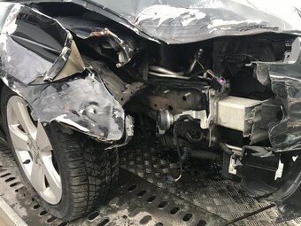 Audi a3 2.0tdi 110kw rok 12.2013 manuál - 8