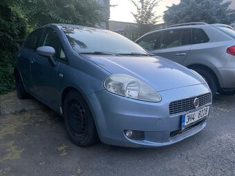 Prodám nebo vyměním Fiat Grande Punto 1.2i  48 KW   R.V.2009 - 8