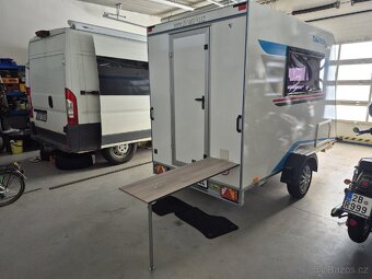 Zánovní super lehký Karavan 750kg - 8