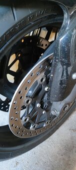 CB1000r - 8
