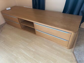 NÁBYTEK DO OBÝVACÍHO POKOJE - 8