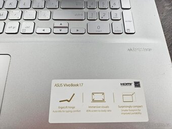 ASUS Vivobook 17 M712DA-AU024T Transparent Silver - 8