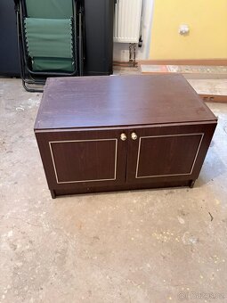 3x velká a 1 malá skříňka - 8