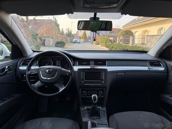 Škoda Superb R.V 2012 2.0 TDi combi - 8