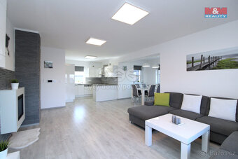 Prodej rodinného domu, 177 m², Veleň, ul. U Rybníka - 8