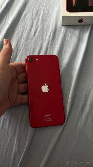 iPhone SE 2020 - 8