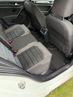 VW Golf 1,6Tdi , 77kw, highline - 8
