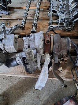 Díly motoru 2.0tsi CHHB - 8