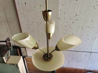 Lustr 2 - 8