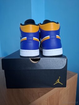 Air Jordan 1 Mid, Lakers - 8