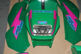 Plastová kapotáž CZ Roland - 8