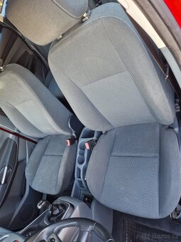 Ford C - Max 1.6 benzin 77 kw - tažné - původ ČR - - 8