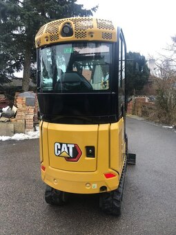 Caterpillar CAT 301.6 - 8