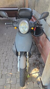 Elektricky skutr max. rychlost 70km/hod. - 8