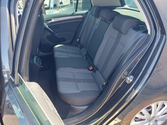 VW Golf VII 2,0 TDI 6°manuál Allstar S.KNIHA - 8
