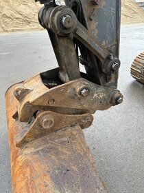 Volvo EC140 - 8