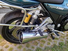 Yamaha xjr 1300 - 8