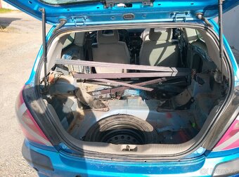 Nissan Almera na autocross do lesa hobby atd... - 8