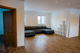 Prodej - Výjimečná nemovitost Březno - Velemín - 8