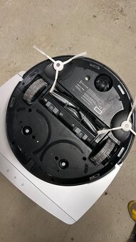 ECOVACS DEEBOT X1 OMNI ROBOTICKÝ VYSAVAČ MOP COMBO - 8