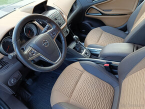 Opel Zafira Tourer 1.6 CDTi 100 KW, TOP VÝBAVA - 8