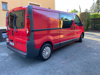 Renault Trafic 6 míst - 8